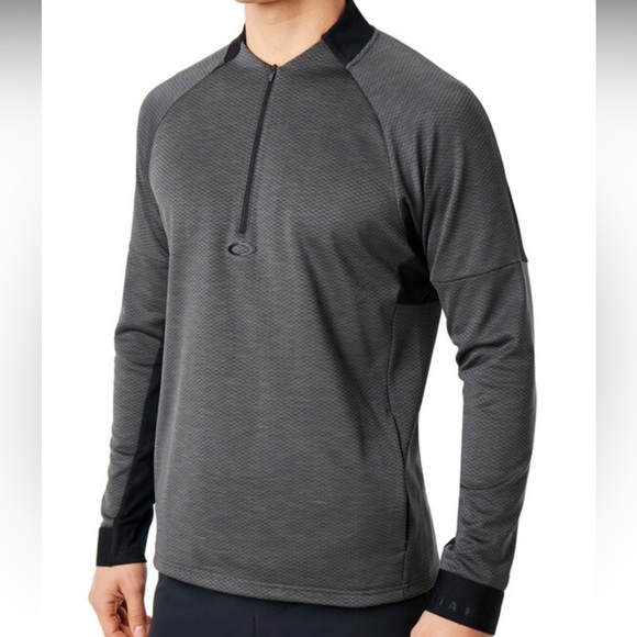 Oakley Other - Oakley Men’s Small Iron Gray Lightweight Pullover Concealed Pockets Activewear